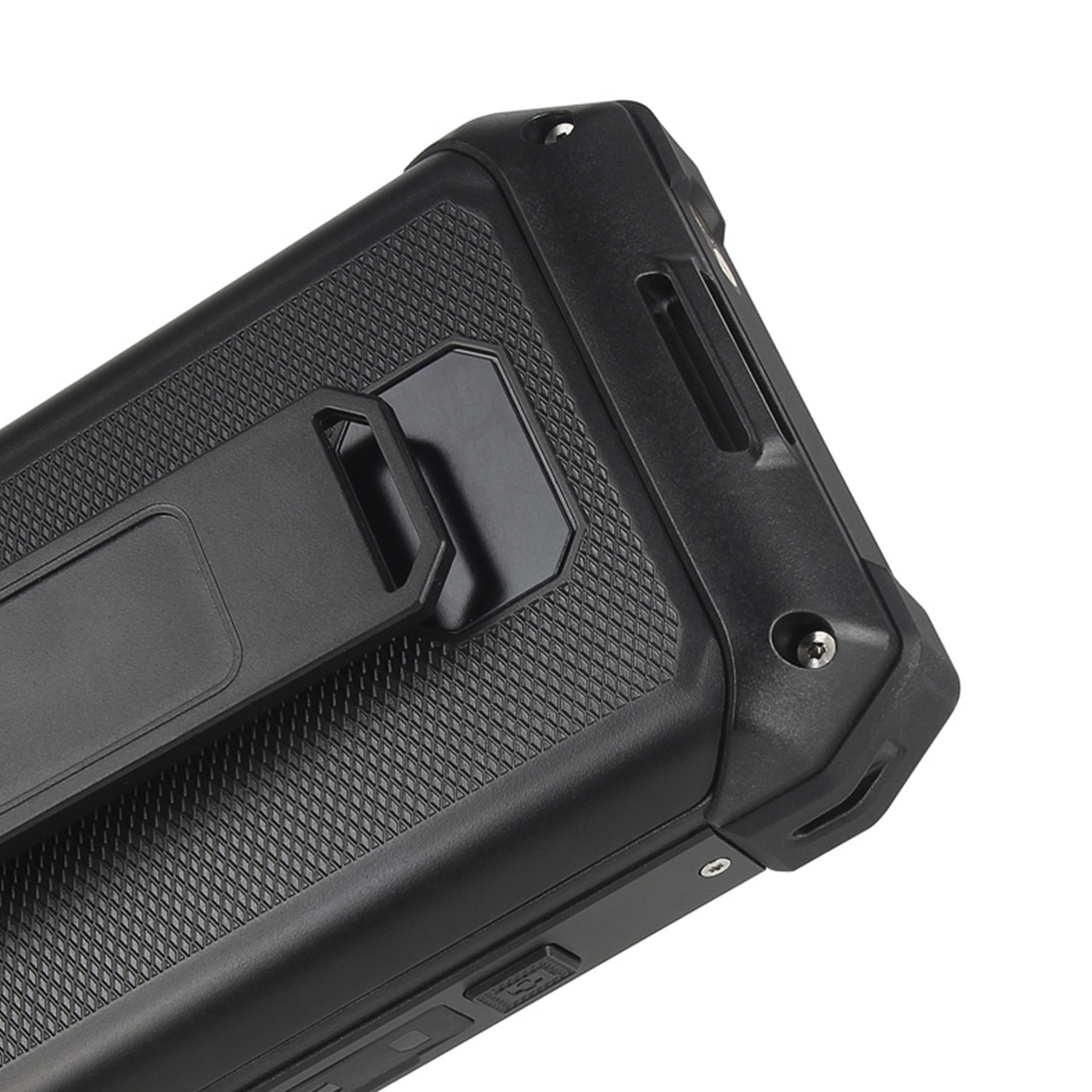 DAM  Smartphone/Radio Walkie Talkie Rugged P2 Plus 4G, Android 8.0, 3GB RAM + 32GB. schermo da 4''. 13MP+5MP. GPS. IP67. UHF. 7x2,7x14,7 cm. Colore nero