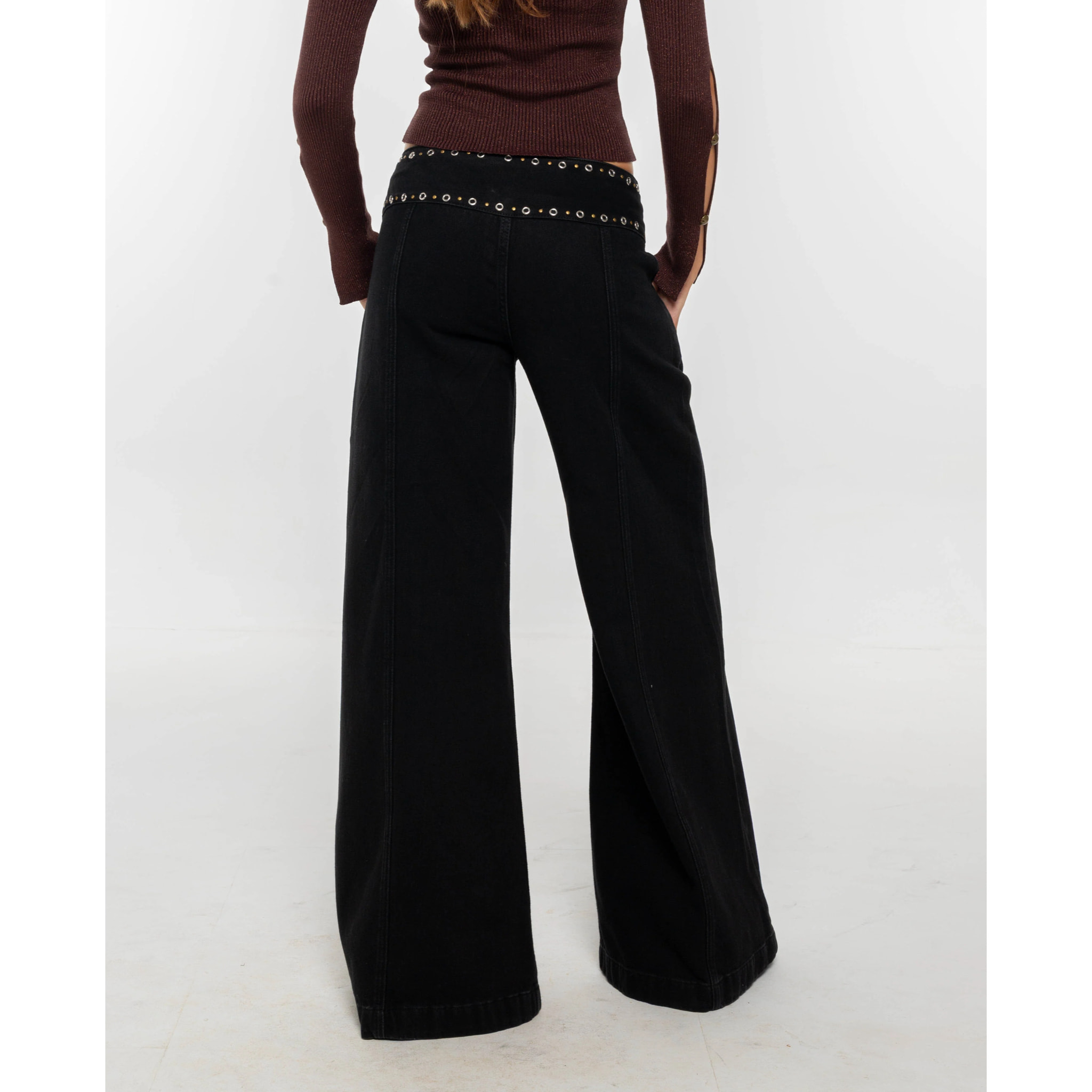 Pantalón vaquero ancho de tiro medio de mujer