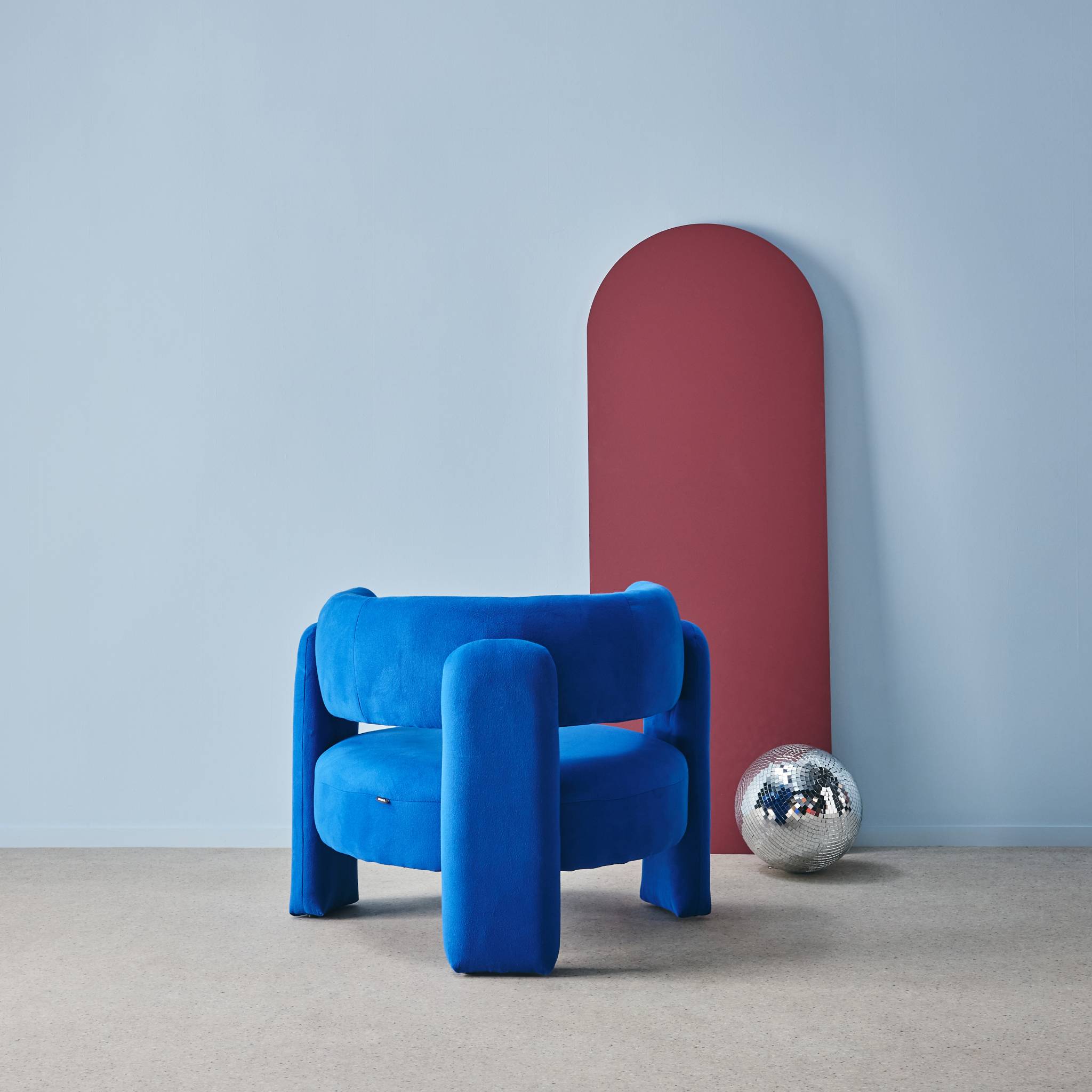 Fauteuil tripode en tissu type feutrine  MELLOW