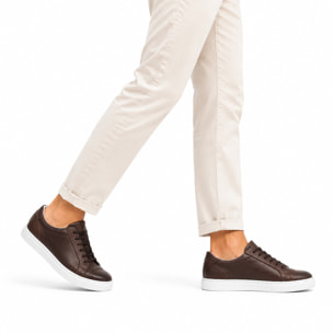 Sneakers stringate in pelle di vitello