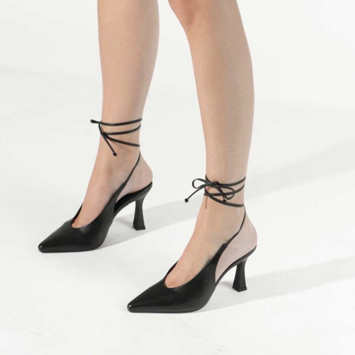 ZAPATOS DE SALÓN NEGROS MEDIRE