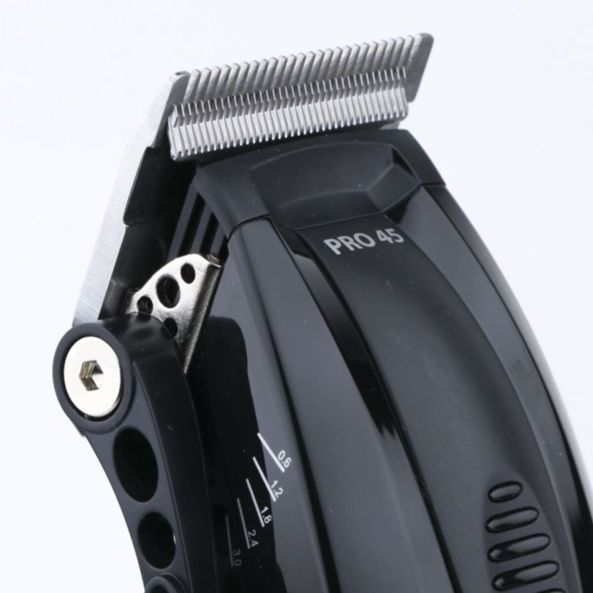 Tondeuse cheveux BABYLISS E958E, molette réglable, 45 hauteurs de coupe, précision 0,5 mm, autonomie 30 mn