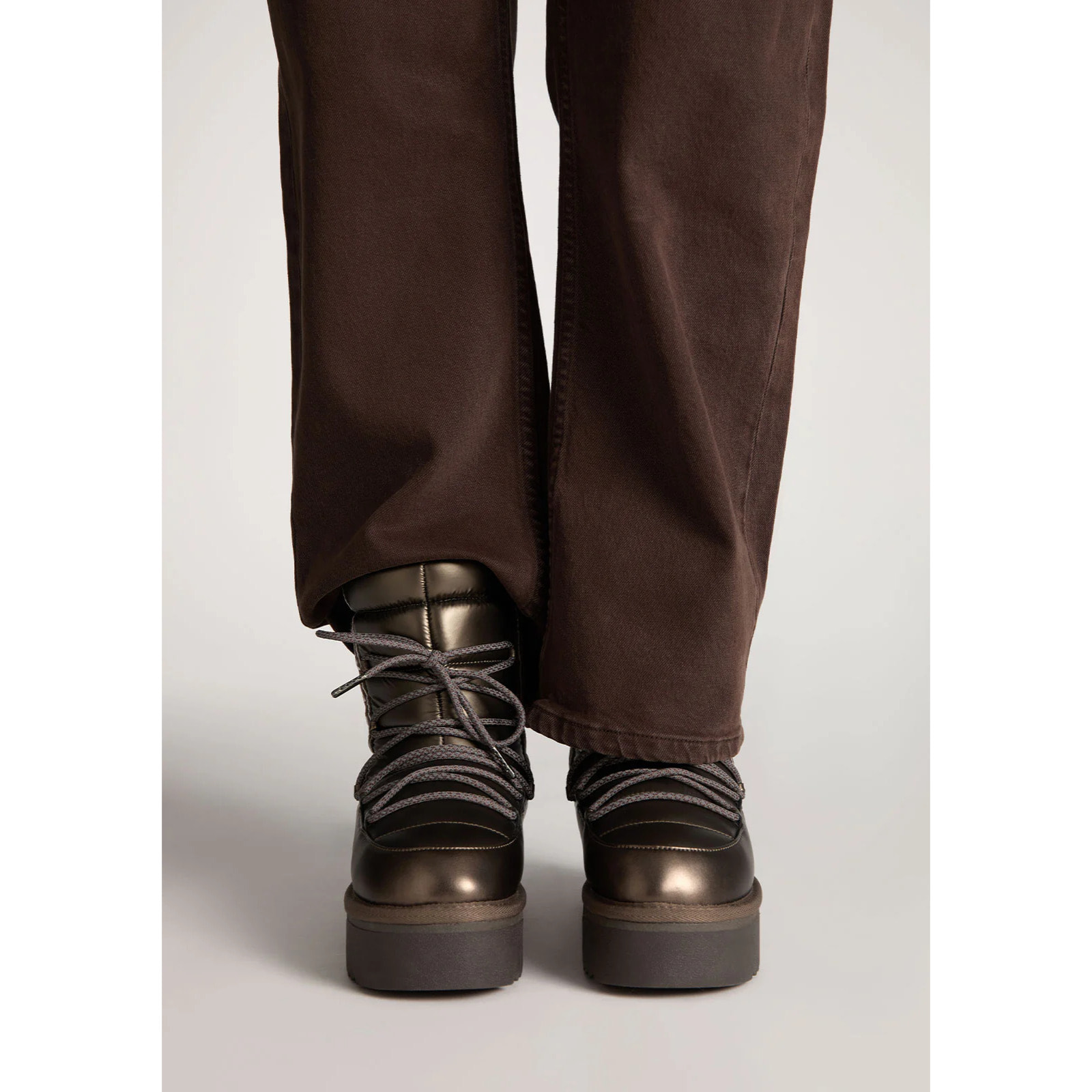 Botas de Mujer Acolchada Corte Medio Nordic V2 Bomb Bronce