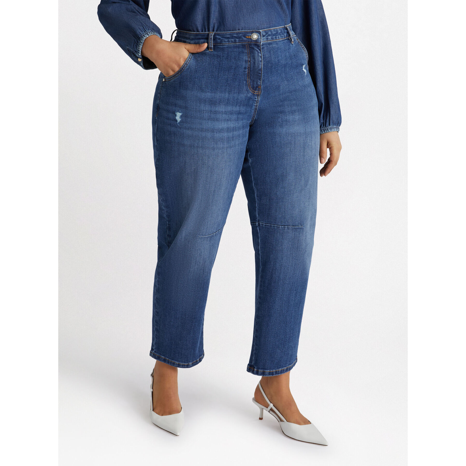 Fiorella Rubino - Vaqueros mom fit con rotos - Azul