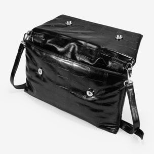 Bolso de mano negro efecto cocodrilo