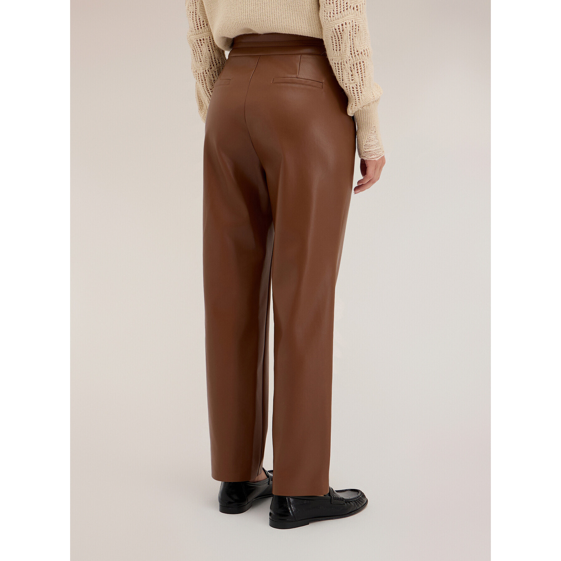 Motivi - Pantaloni regular effetto lucido - Marrone