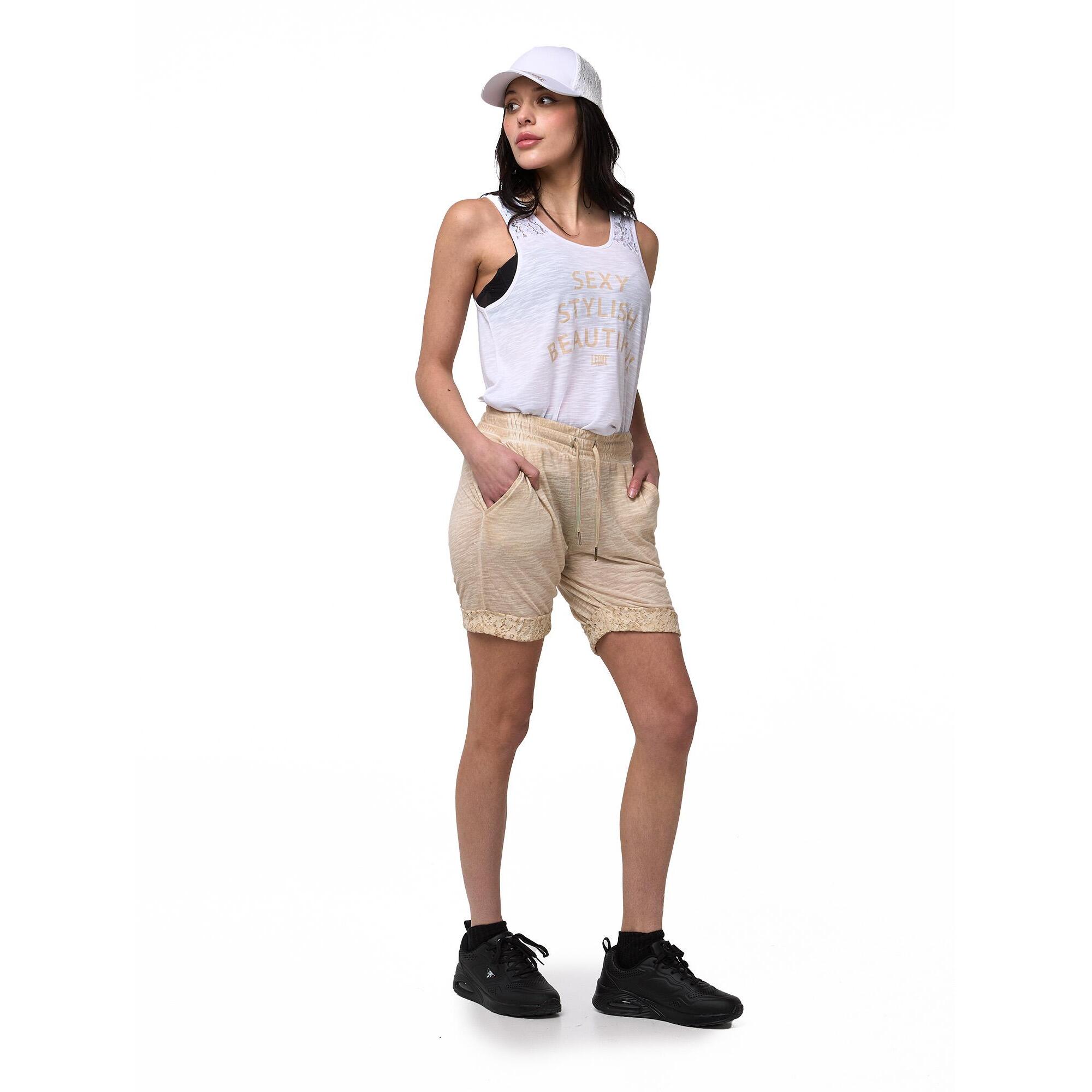 Pantaloncini Leone 1947 Apparel con fascia elastica e dettagli pizzo. Femminili e confortevoli.