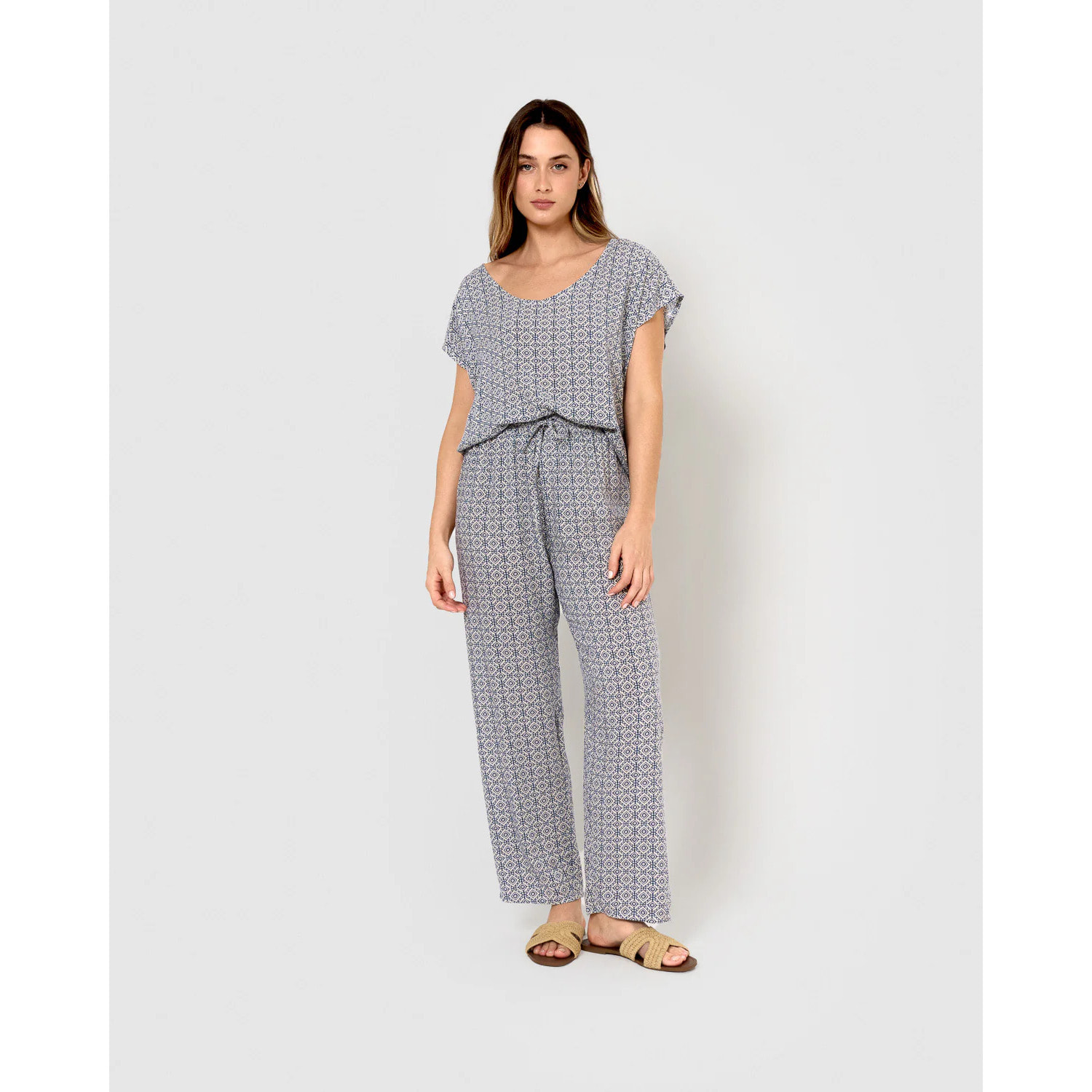 Pantalón viscosa mandolia verde