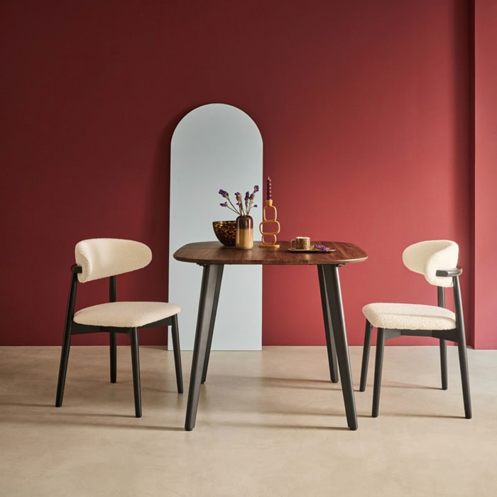 Table à manger carrée effet noyer pieds métal noir 4 places