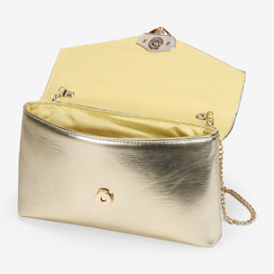 Bolso de mano dorado con broche metálico