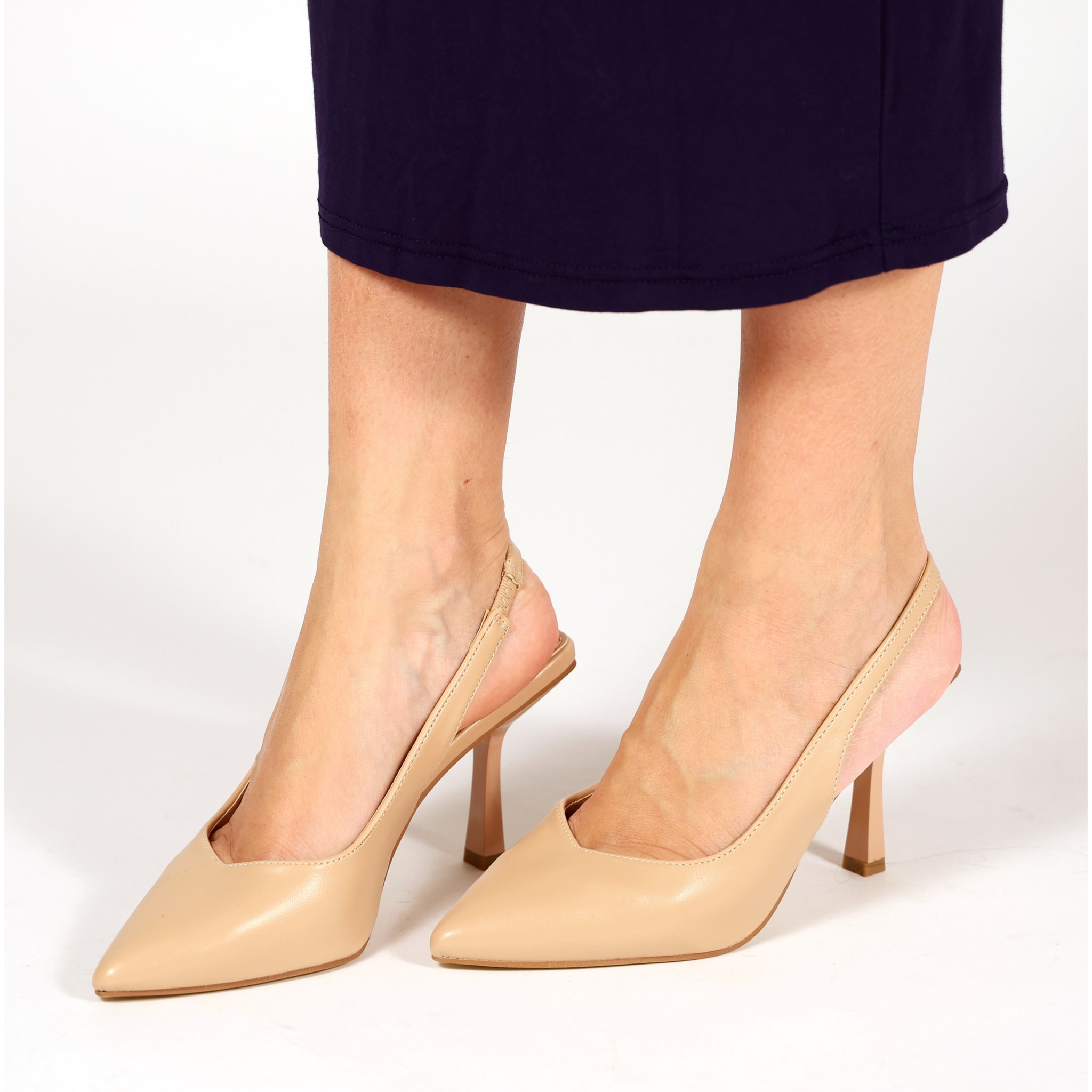 Dècolletè slingback in simil pelle