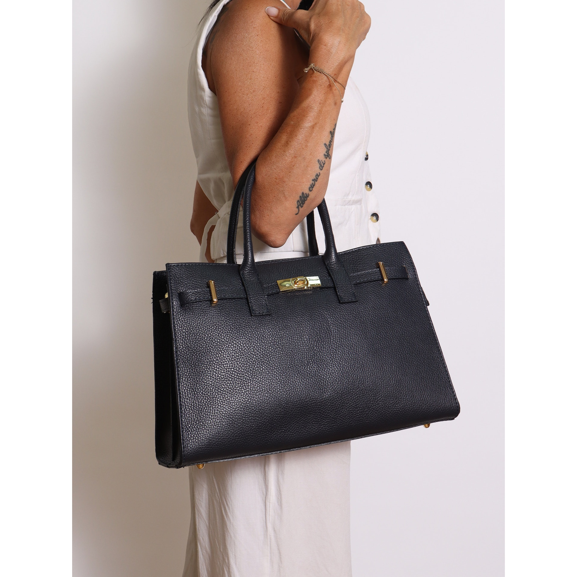 Gave Lux Borsa a mano