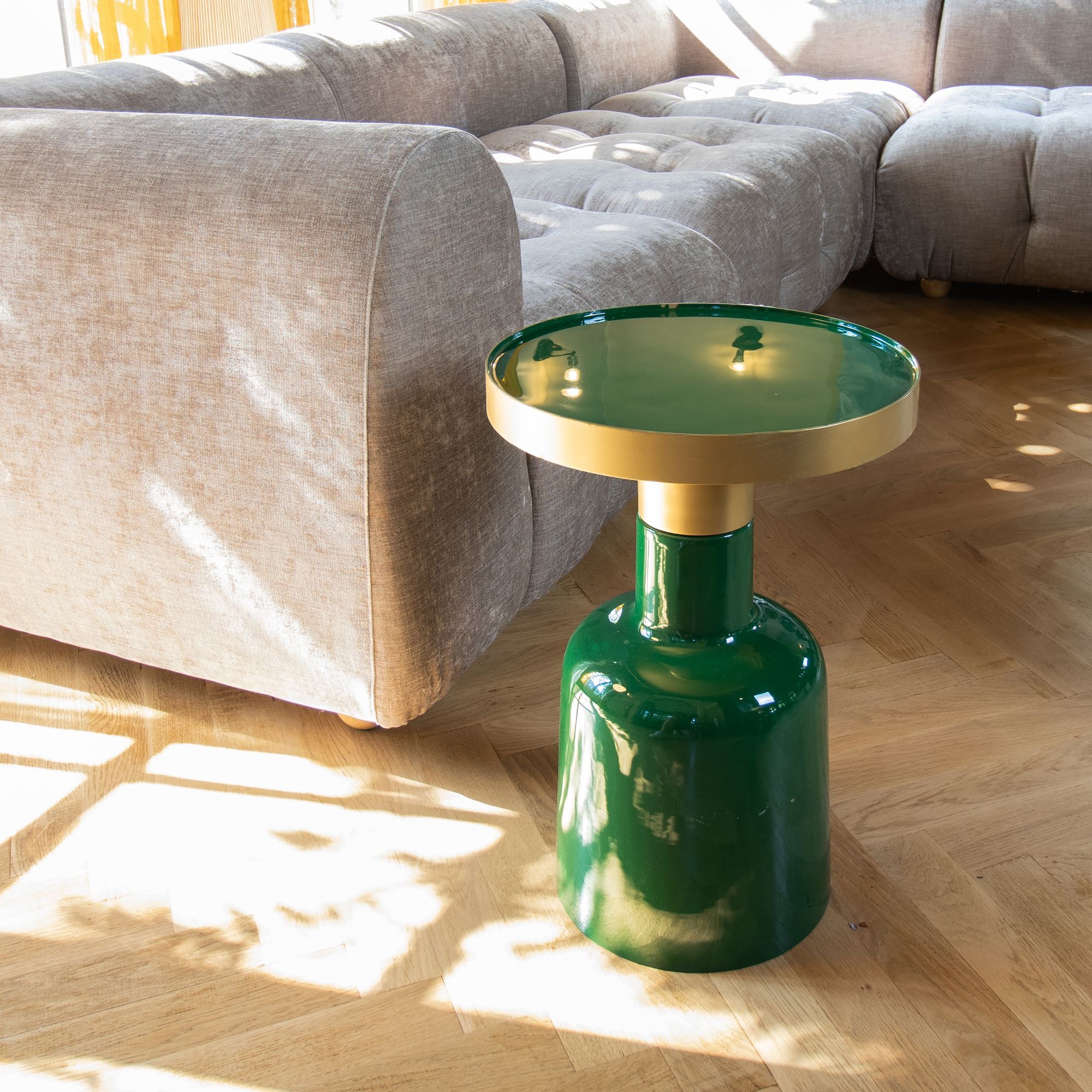 Meuble d'appoint rond en métail émaillé vert et doré PAMONA