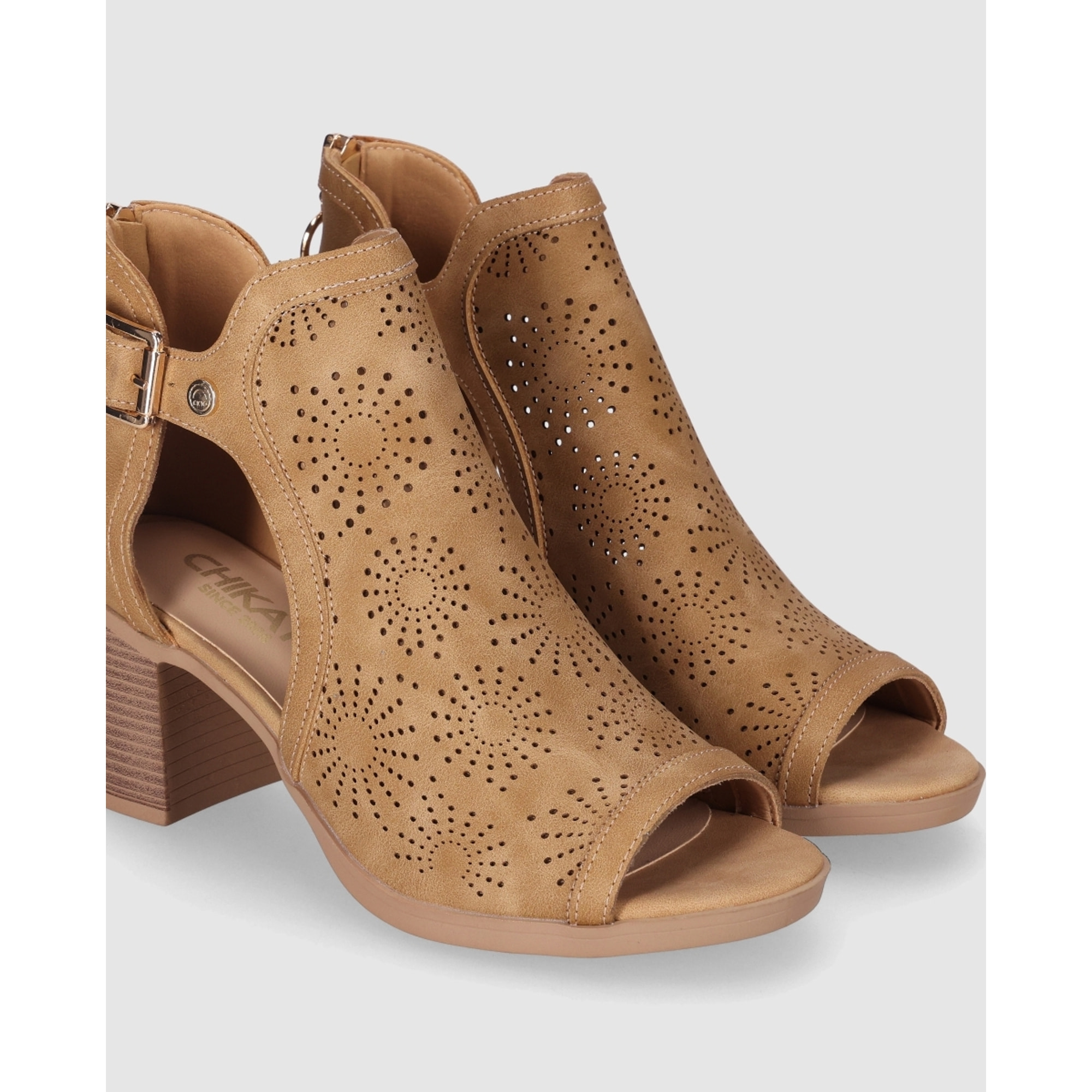 Sandalias - Cuero - Tacón: 7 cm