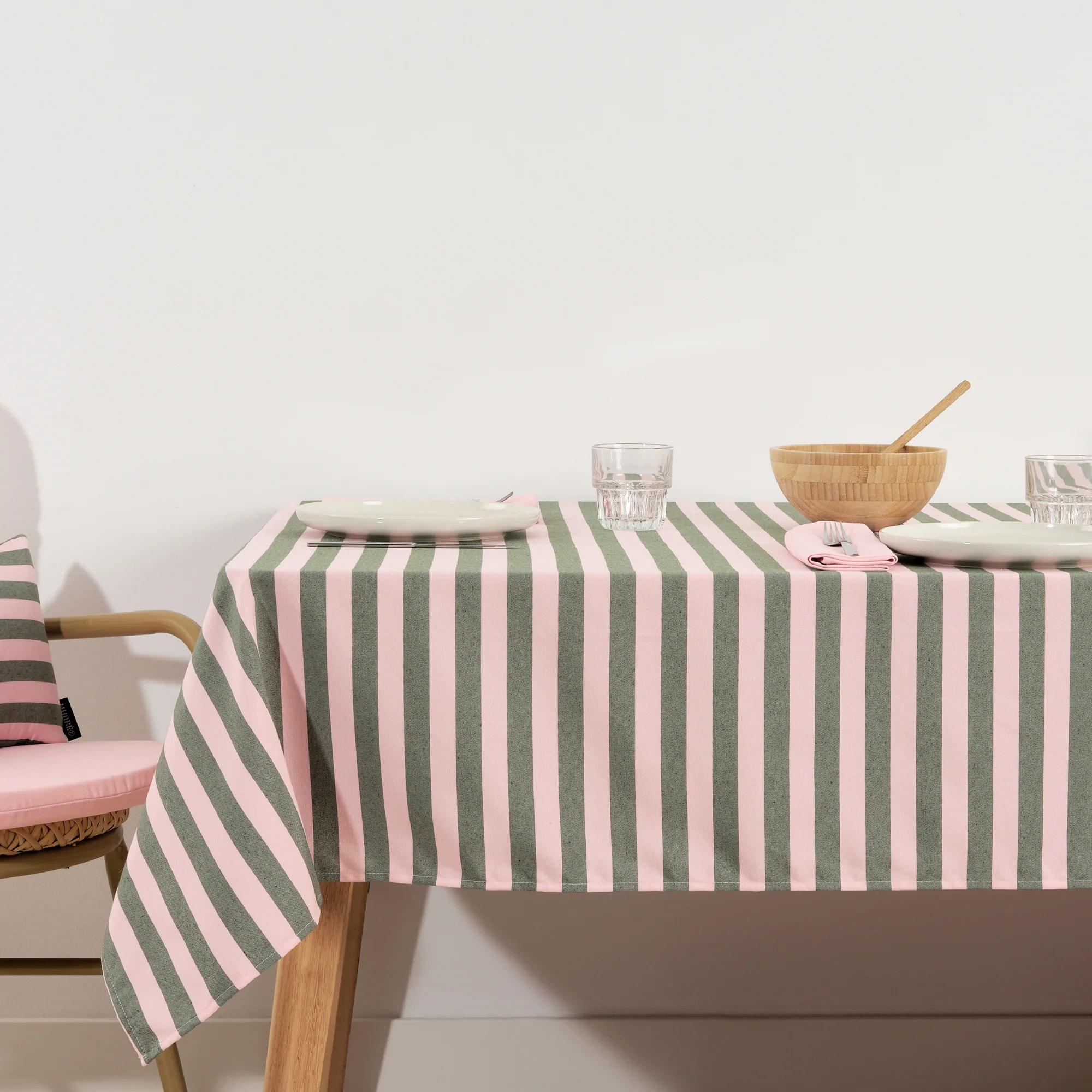 Nappe en tissu jacquard Maglia Rayure Rose y Musgo