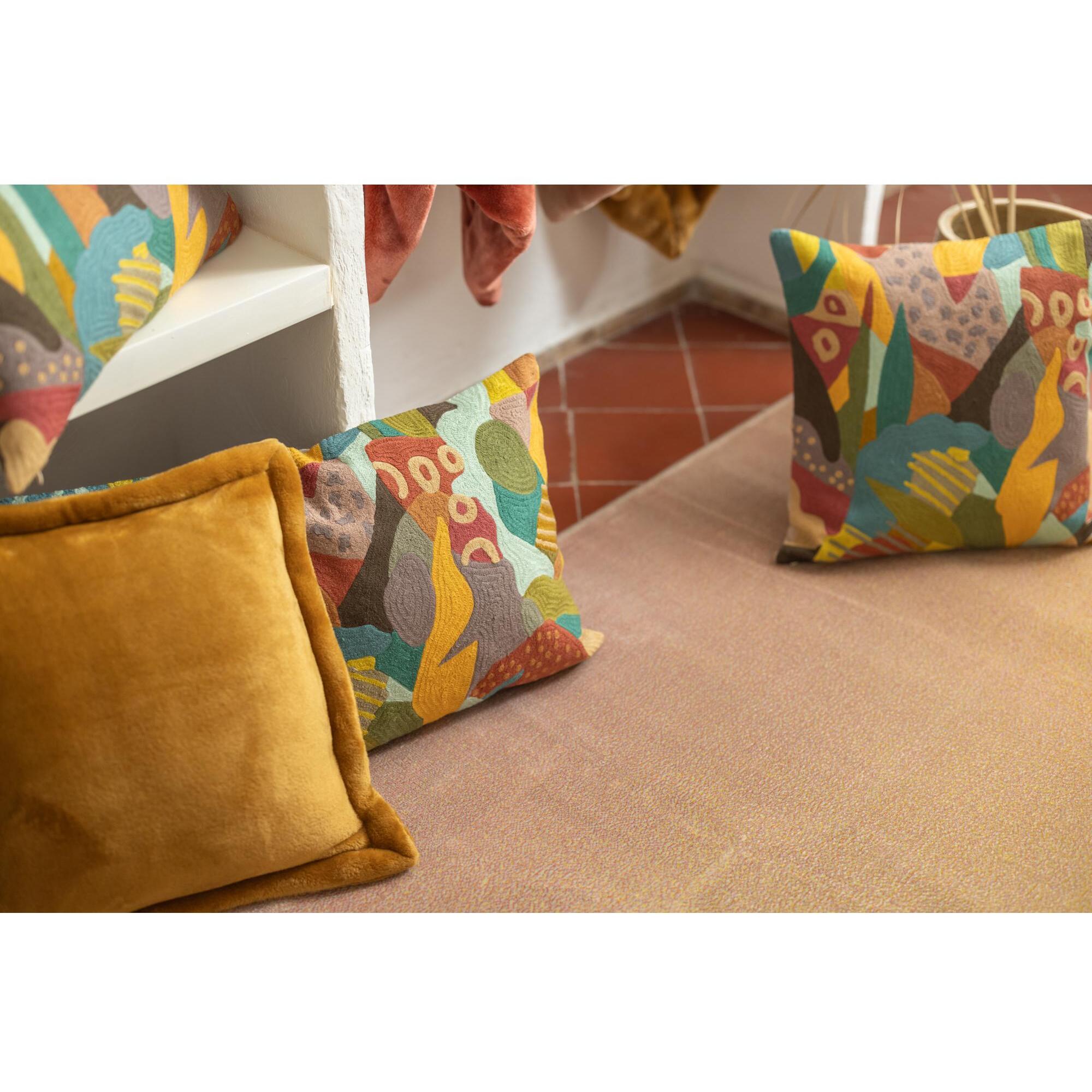 Coussin brodé Izel