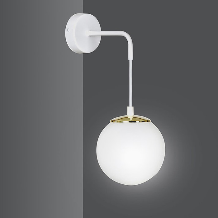 Lampada da parete Ognis in acciaio bianco e dettagli oro