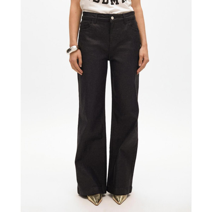 Jeans ampio effetto coated