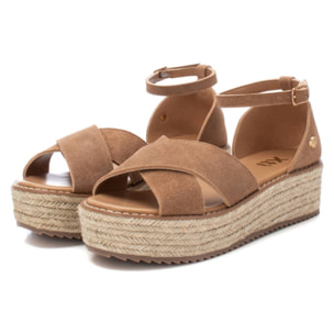 Sandalia de piel camel