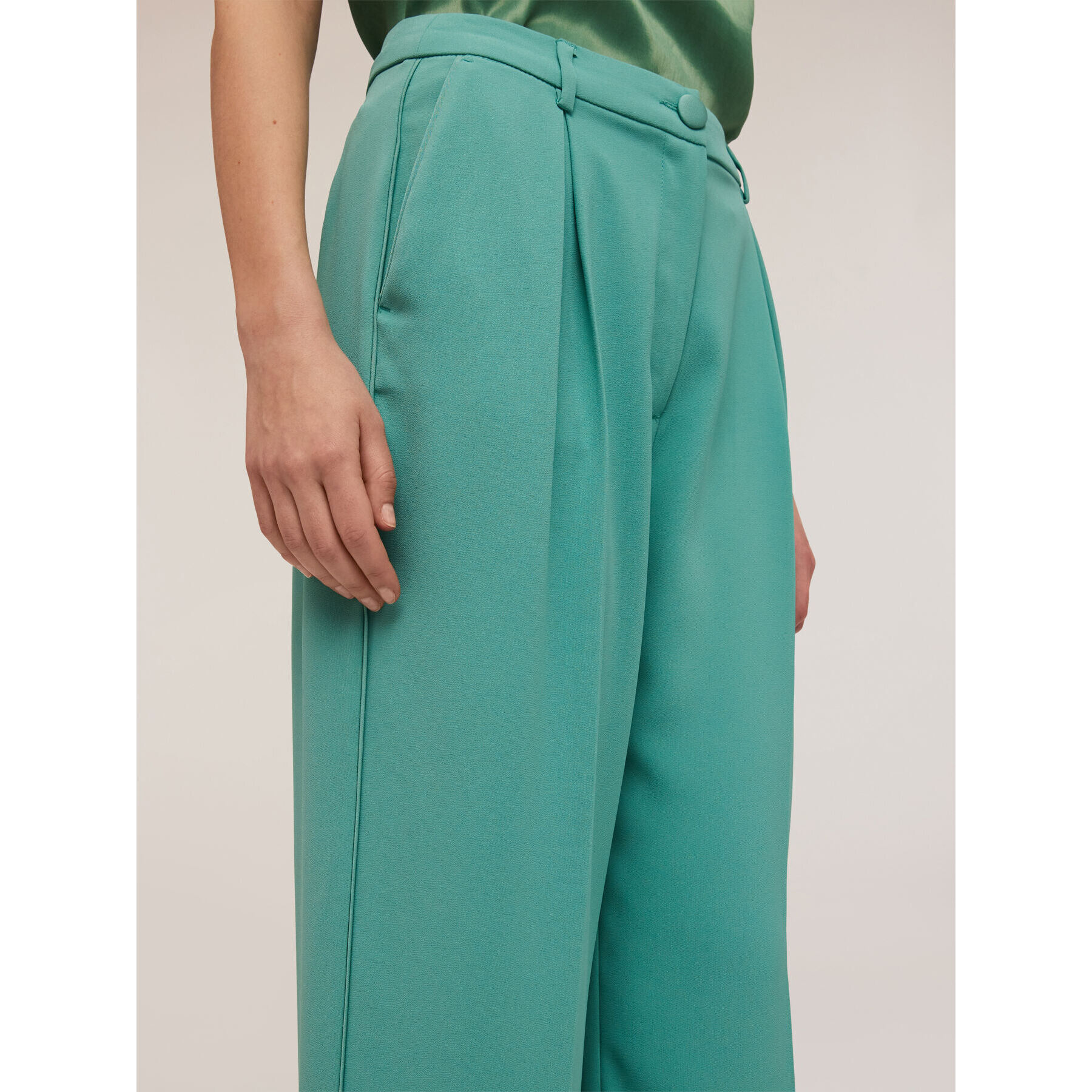 Motivi - Pantaloni palazzo satin con piping laterale - Verde acqua