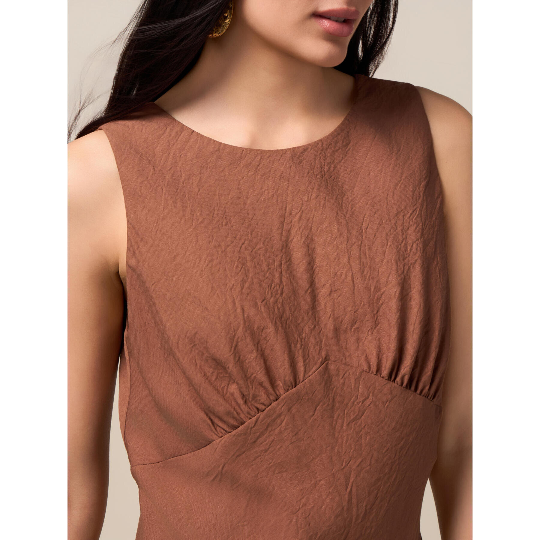 Oltre - Vestito lungo fluido con drappeggio - Marrone