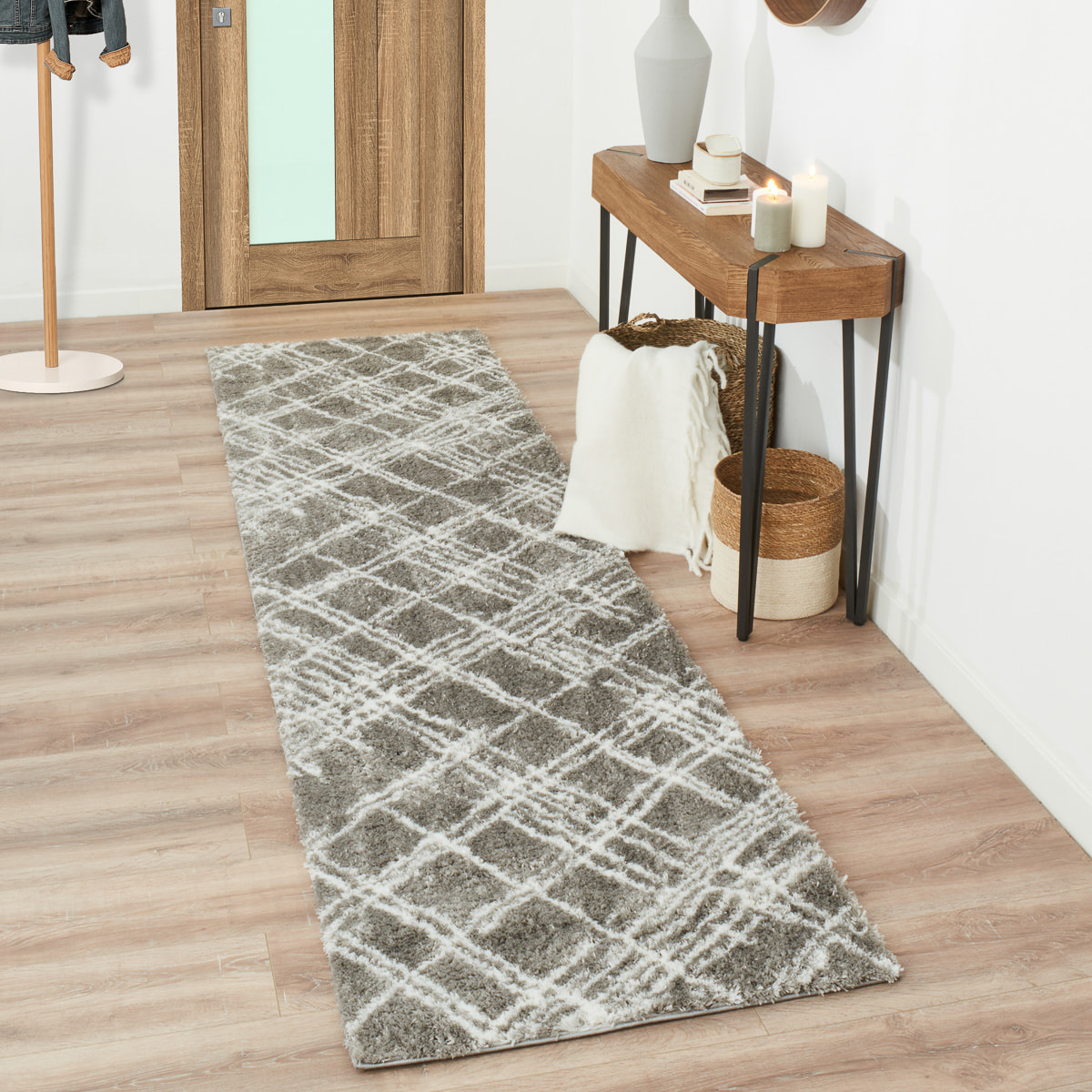 Oslo - tapis de salon moderne à poils longs avec motifs linéaires gris