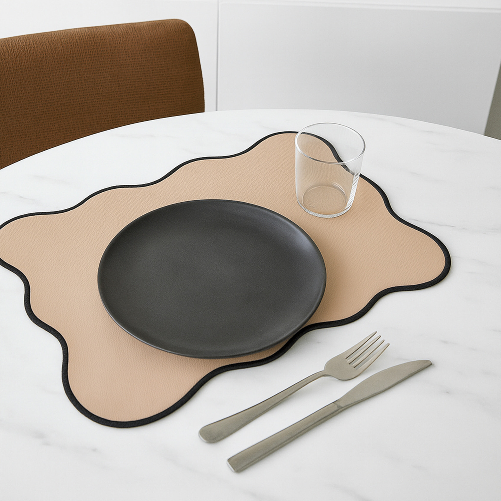 Set de table rectangulaire unis et bords ondulés - Noir