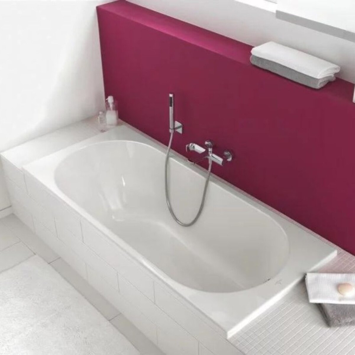Baignoire droite VILLEROY ET BOCH O Novo acrylique