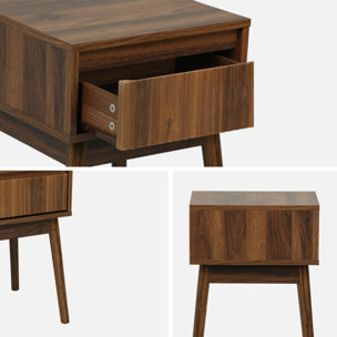 Table de chevet avec un tiroir. Panneaux stratifiés couleur noyer. Pied en bois de sapin.  L 39 x l 39 x H 55.4cm LINEAR