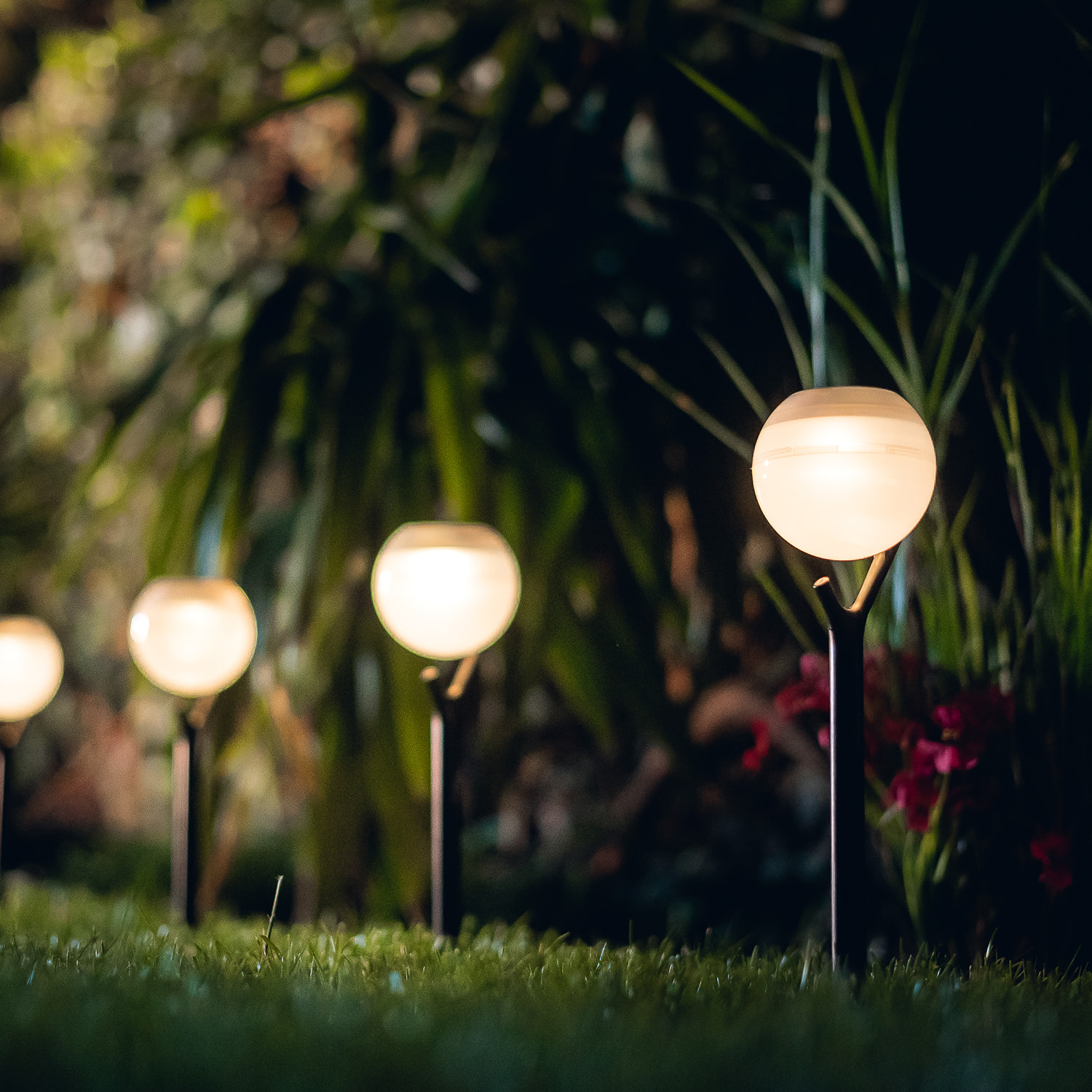 EZIlight® Solar peaky ball - Pack de 4 lampes