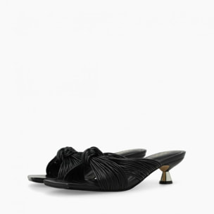 SANDALIAS NEGRAS A-DENIA