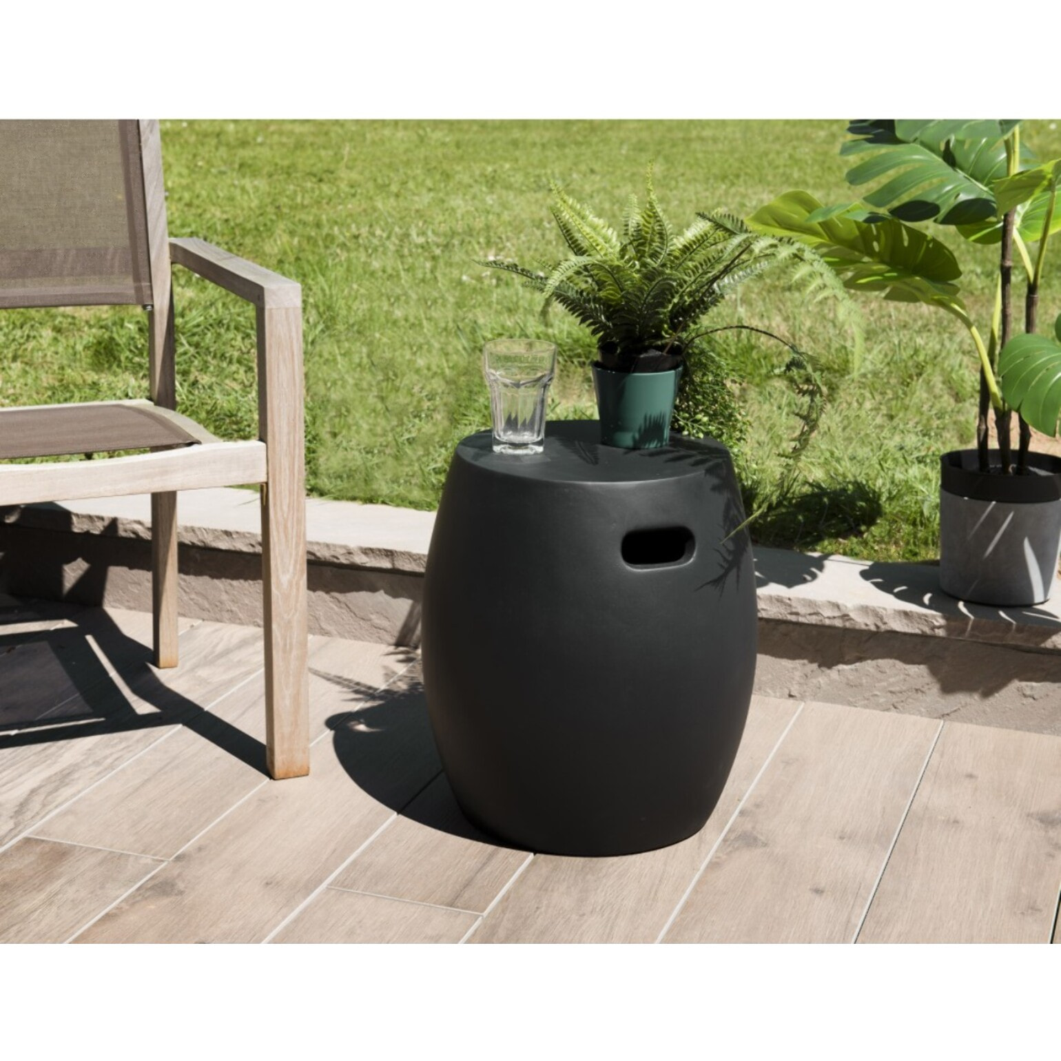 HECTOR - Table d'appoint de jardin ronde béton 43x43 cm noir