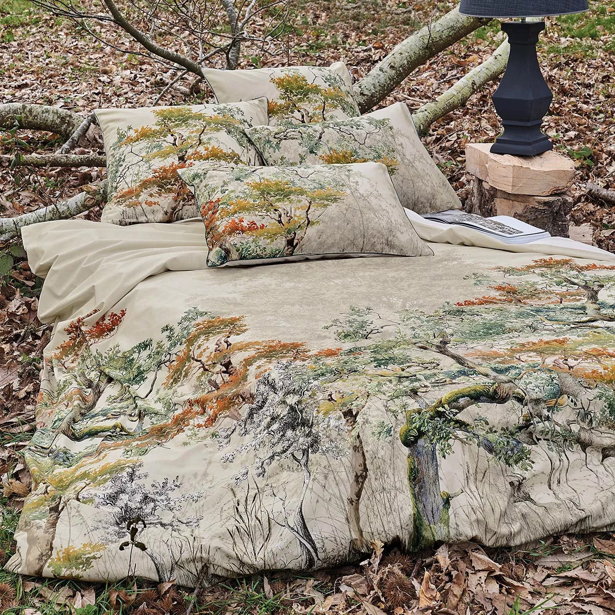 Housse de couette percale de coton lavé imprimé multicolore beige Bois de mystere parchemin