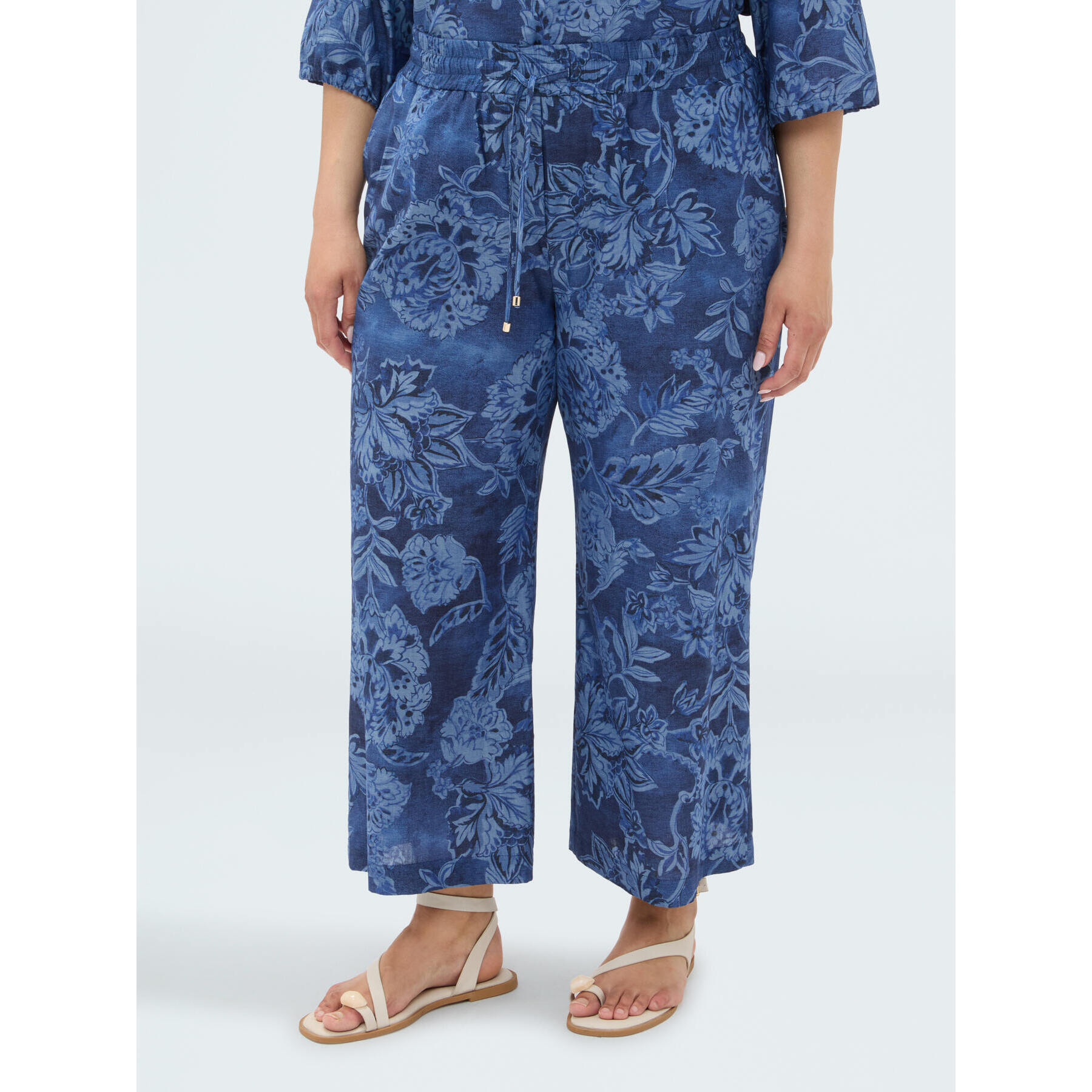 Fiorella Rubino - Pantaloni cropped in chambray con stampa - Blu