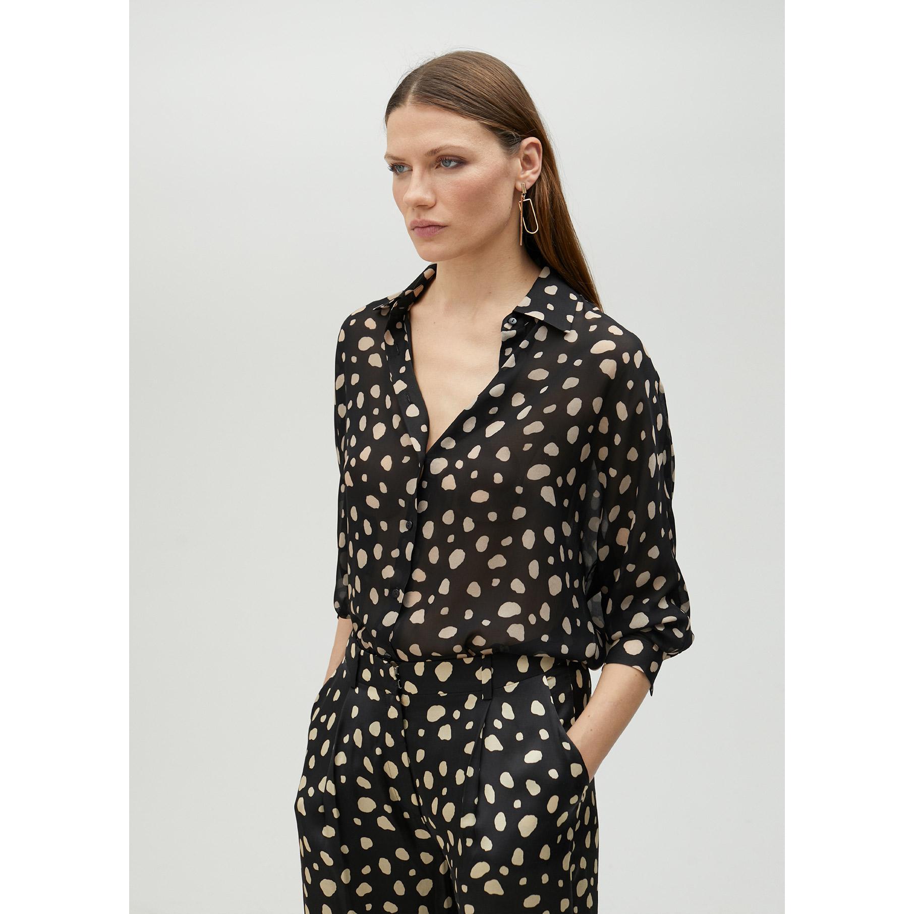 Camicia nera a pois