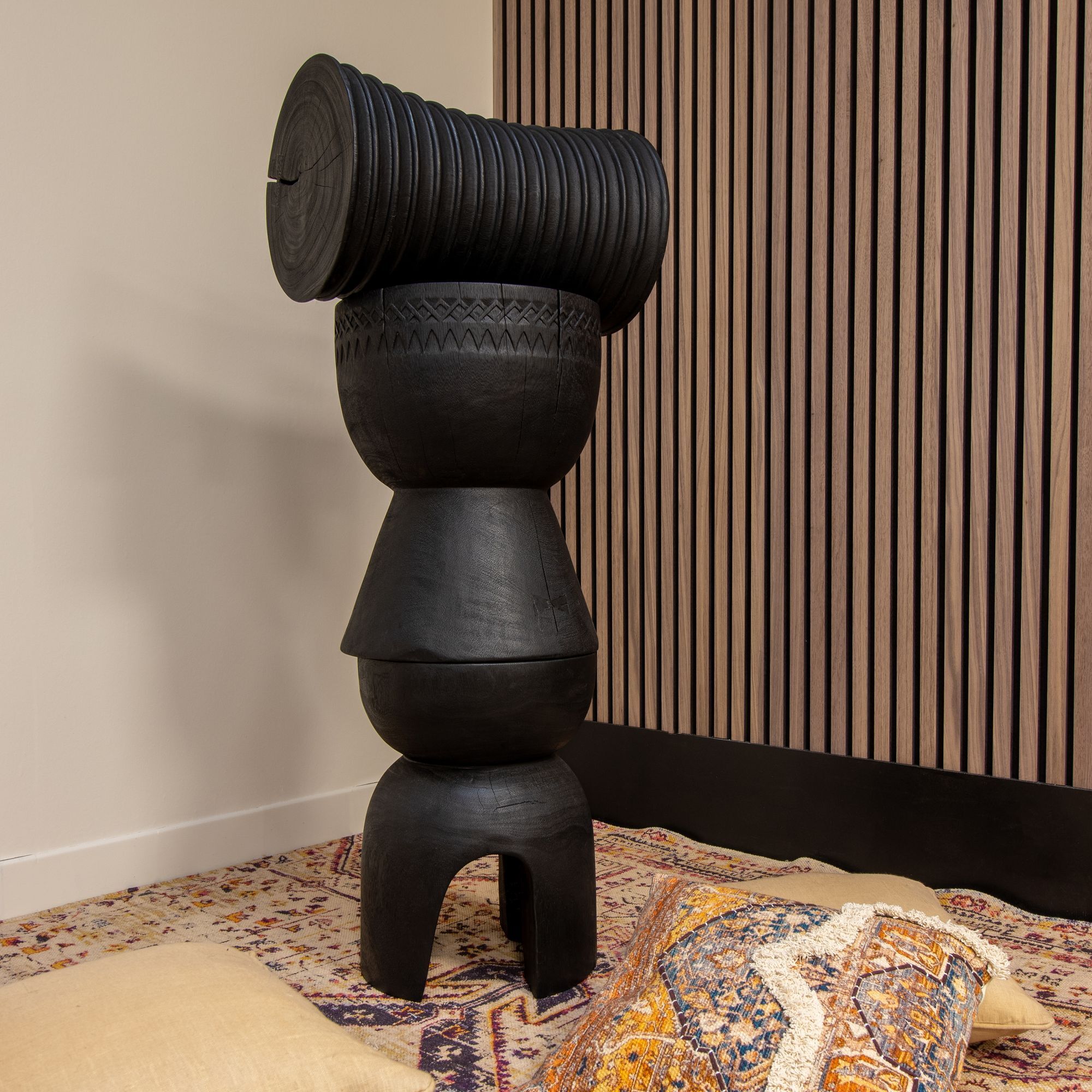 Meuble d'appoint en bois d'acacia brûlé MADI