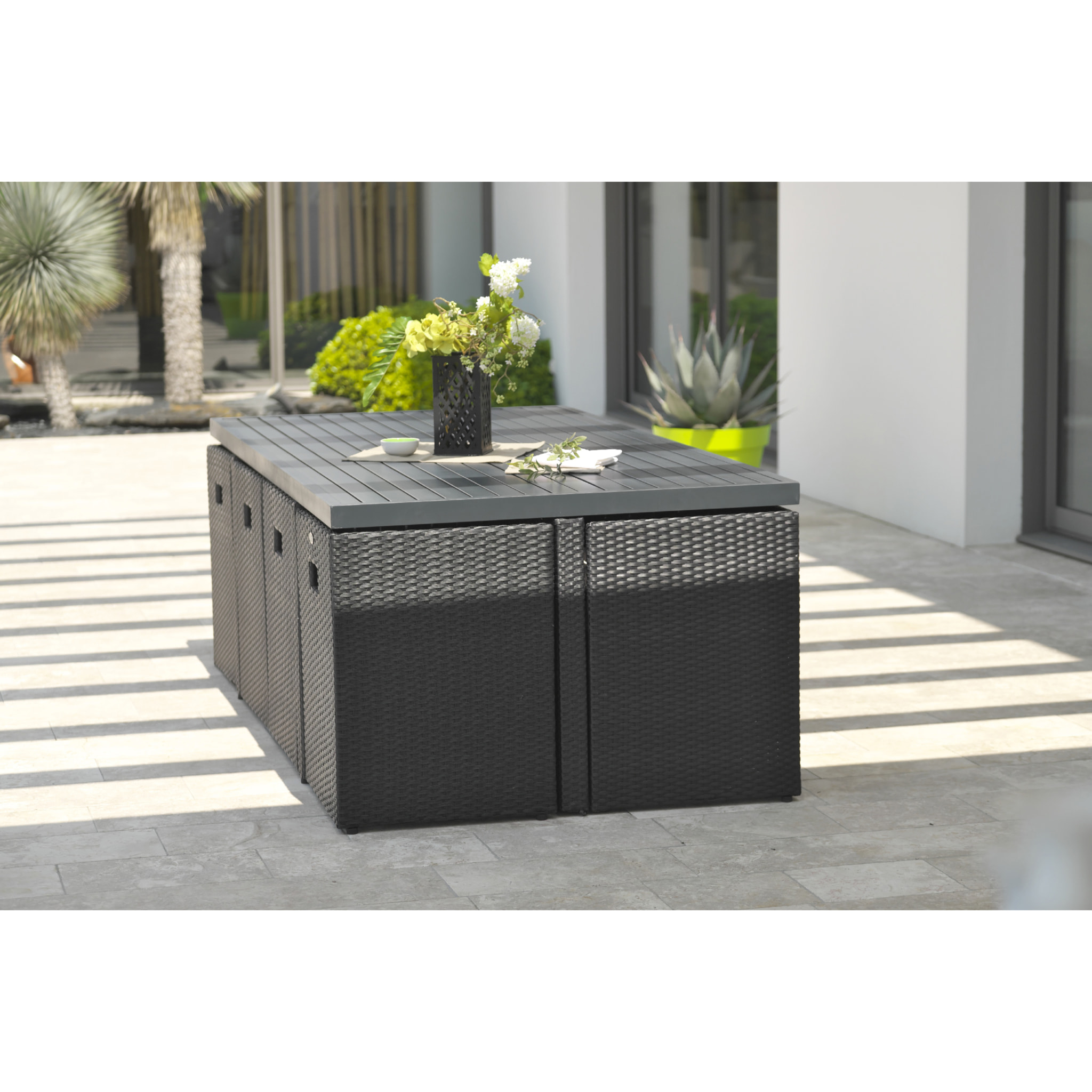 PVC-8-ALU - Ensemble repas encastrable 8 places résine tressée noire