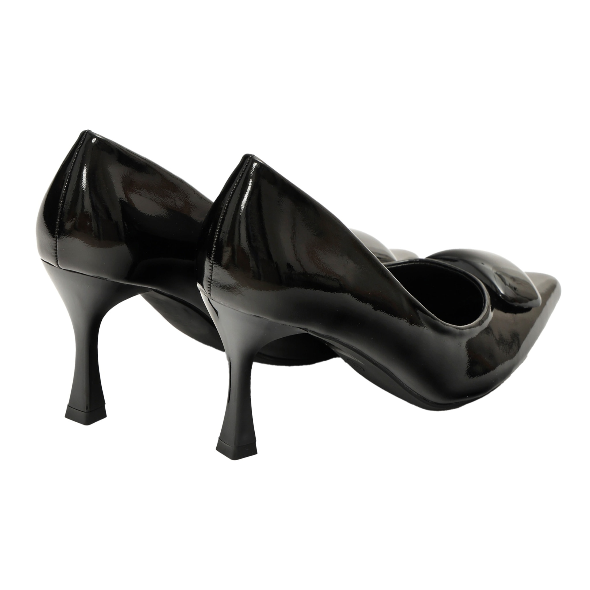 Decolletè in simil pelle verniciata con applicazione