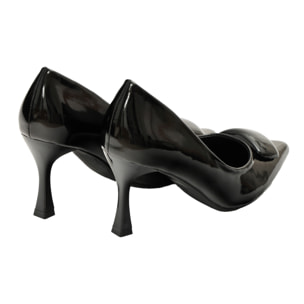 Decolletè in simil pelle verniciata con applicazione