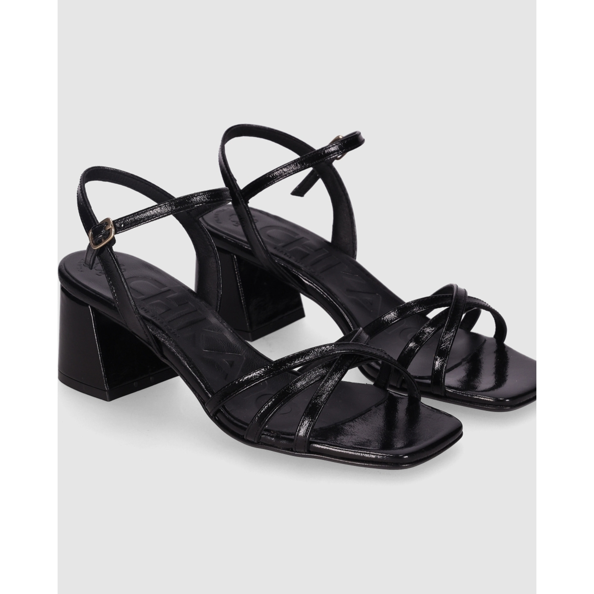 Sandalias - Negro - Tacón: 4 cm