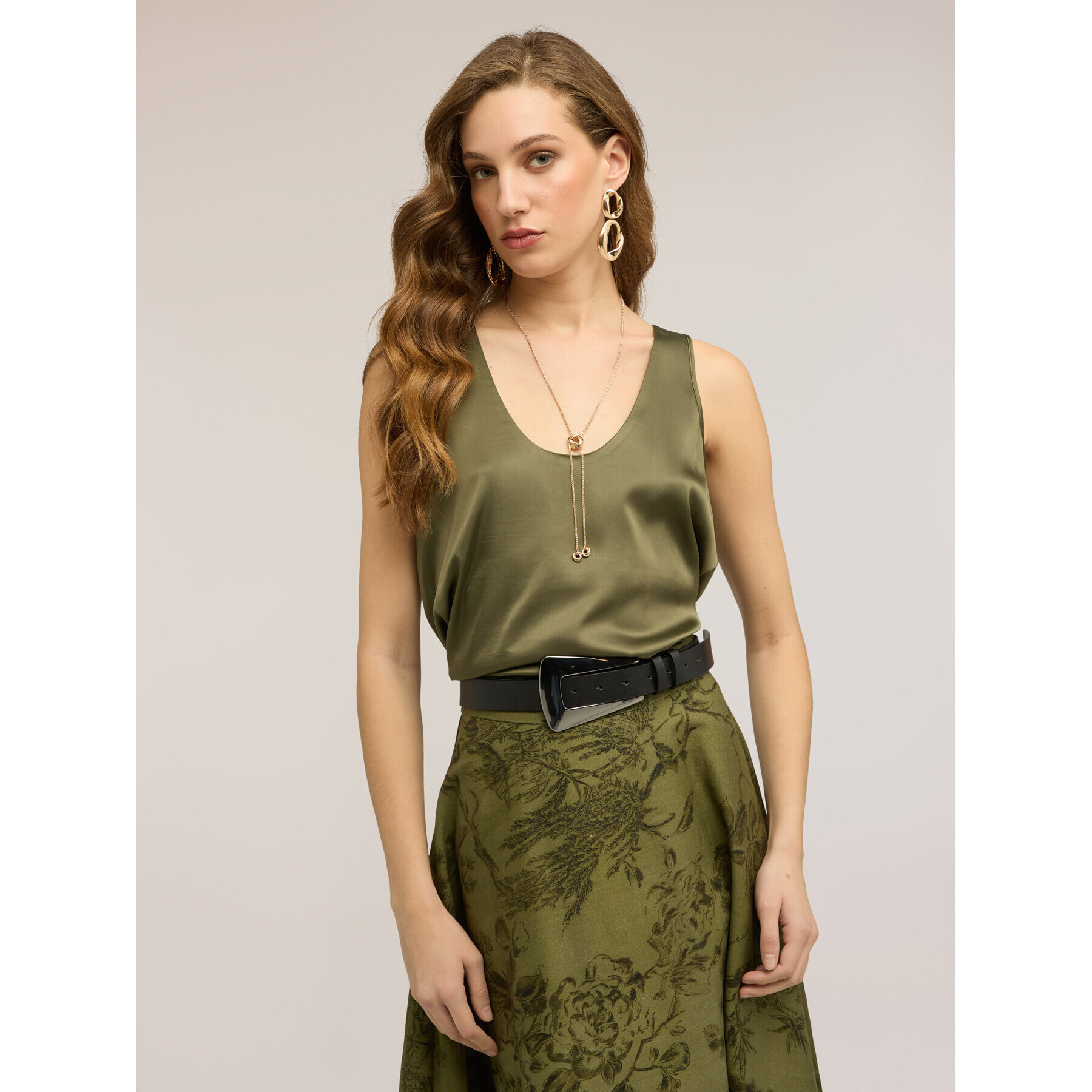 Motivi - Top de raso de hombro ancho - Verde militare