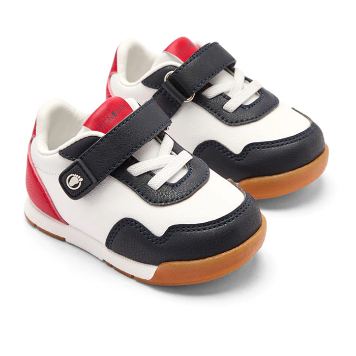 Scarpe sportive per bambini della collezione Tecnobaby, design rispettoso