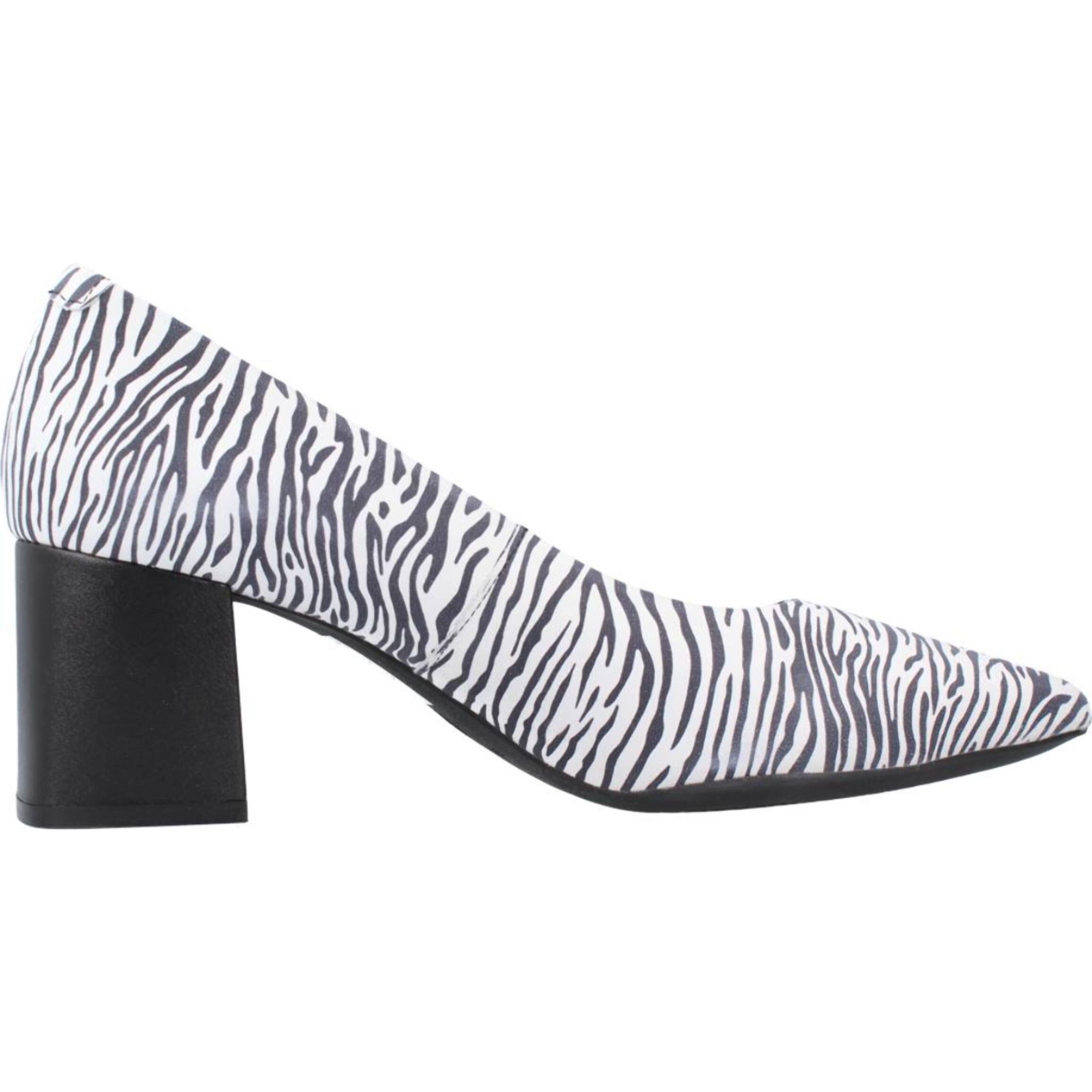 Salones Mujer de la marca GEOX  modelo D BIGLIANA A ANIMAL PRINT