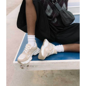 Zapatillas de plataforma beige con cordones