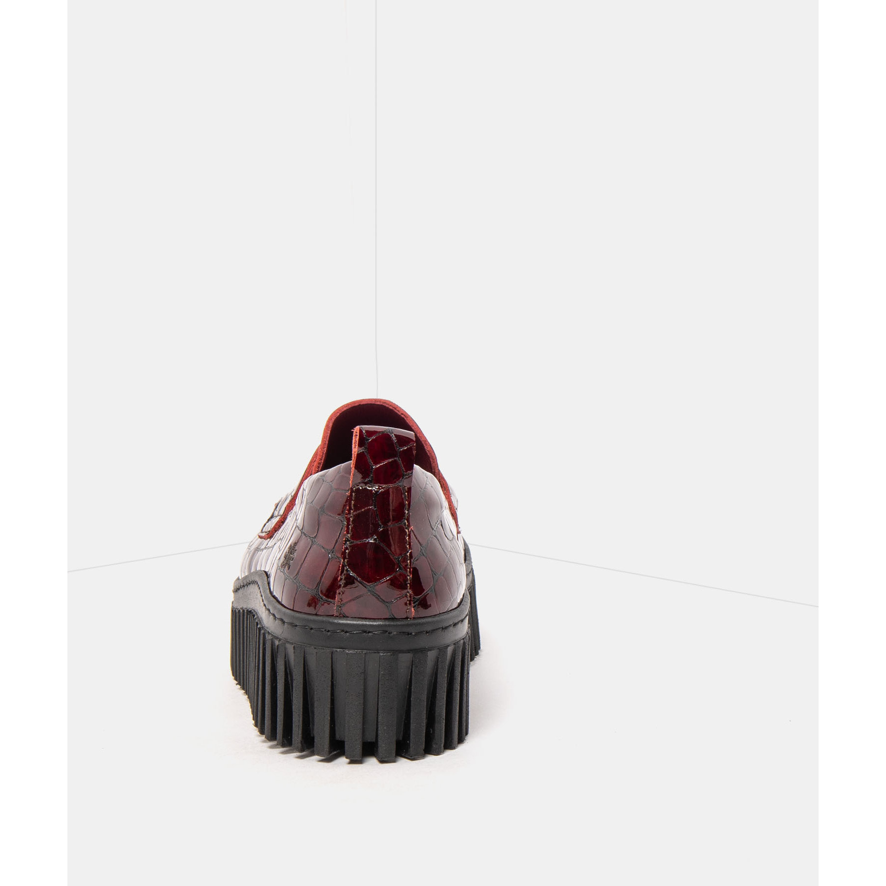 Zapatos 1530S HORASAN BURDEOS/BRIGHTON color Burdeos