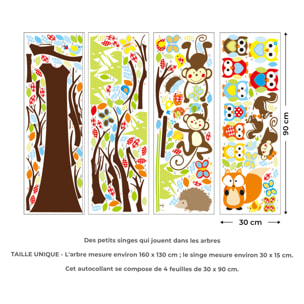Stickers Muraux décoration adhésifs Les petits singes jouent sur les arbres