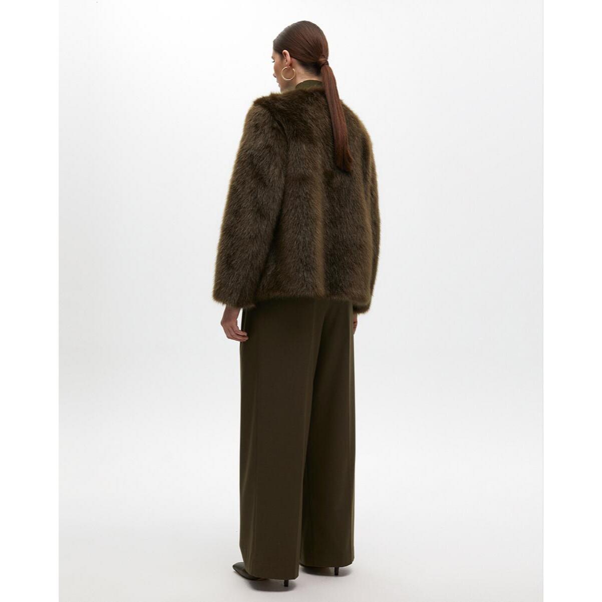 Cappotto in pelliccia corta