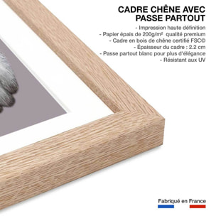 Affiche enfant rouge à lèvres paula  Affiche + cadre en bois - Chêne