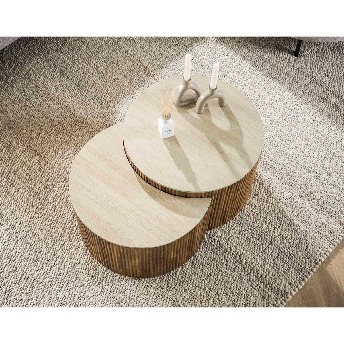 Jade - lot de 2 tables basses gigognes effet travertin - pieds en bois massif de manguier - 60 cm - Bois / Beige