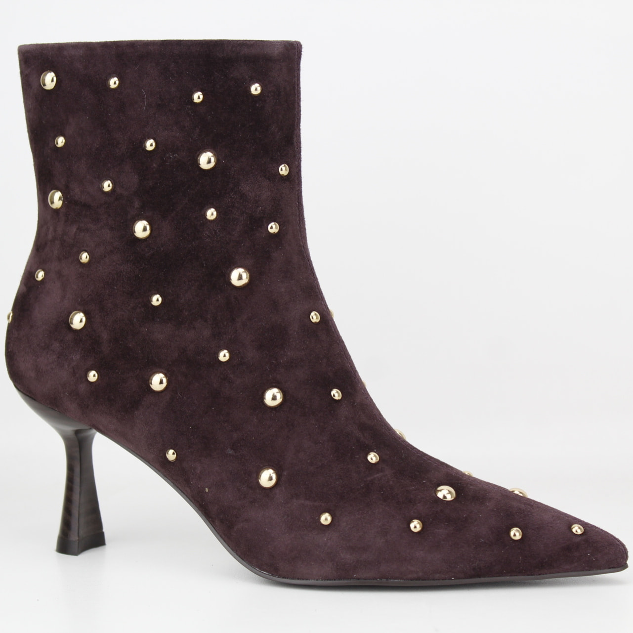 Botines en marrón. Tacón de 6,5 cm